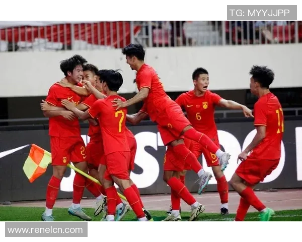 国足与乌兹别克精彩对决视频回顾赛场瞬间尽在眼前